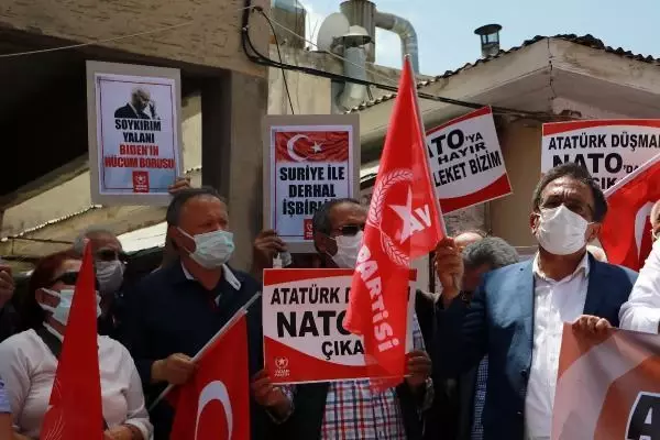 ADANA İNCİRLİK HAVA ÜSSÜ ÖNÜNDE BİDEN'A TEPKİ