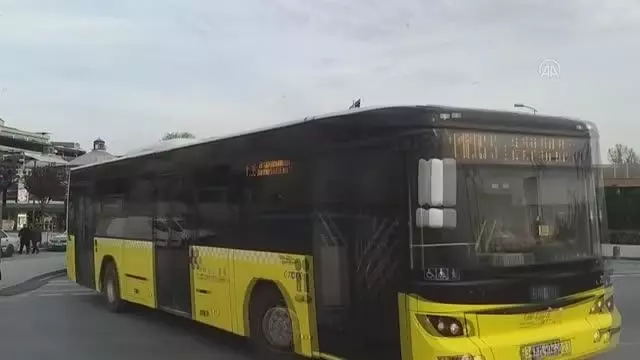 Kısıtlama öncesinde trafik yoğunluğu arttı Kısıtlama öncesinde trafik yoğunluğu arttı