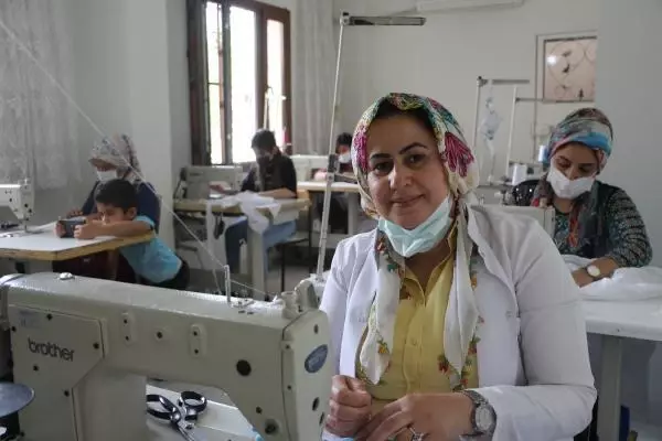 Kursta öğrendikleriyle tekstil atölyesi açtı, hedefi kadınlara daha fazla imkan sağlamak Kursta öğrendikleriyle tekstil atölyesi açtı, hedefi kadınlara daha fazla imkan sağlamak
