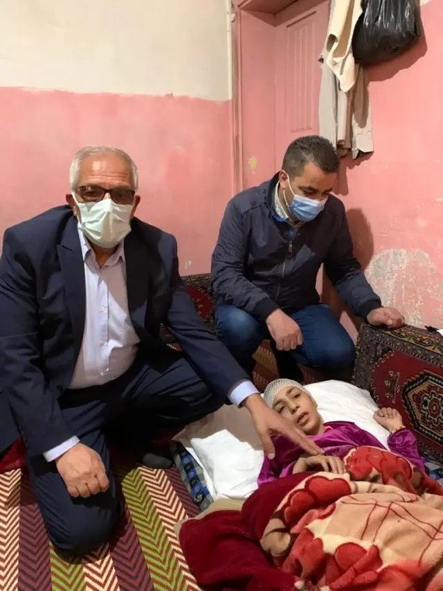 Öğretmenlerden beyin ameliyatı olan öğrenciye yardım Öğretmenlerden beyin ameliyatı olan öğrenciye yardım