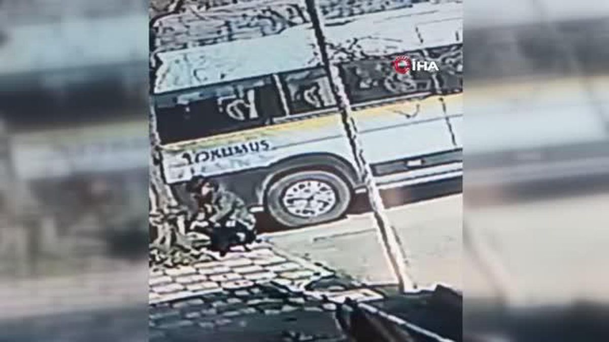 Önce sevdi, sonra alıp gitti...Hırsızlık anı saniye saniye kamerada
