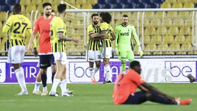 Şampiyonluk havasına giren Fenerbahçe'ye nazar değdi! Yıldız futbolcu sezonu kapattı Şampiyonluk havasına giren Fenerbahçe'ye nazar değdi! Yıldız futbolcu sezonu kapattı