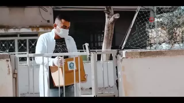 Sandıklı Belediyesi yardım kolilerini ihtiyaç sahiplerine ulaştırmaya başladı Sandıklı Belediyesi yardım kolilerini ihtiyaç sahiplerine ulaştırmaya başladı