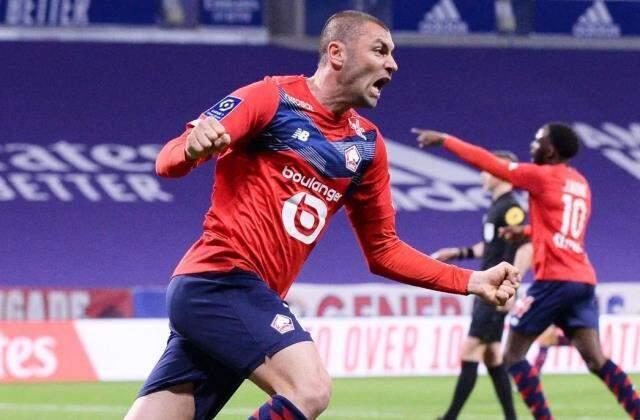 Sinan Engin'den bomba iddia: Burak Yılmaz Galatasaray'a gelirse şaşırmam, öyle bir ihtimal var Sinan Engin'den bomba iddia: Burak Yılmaz Galatasaray'a gelirse şaşırmam, öyle bir ihtimal var
