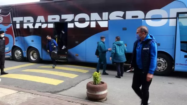 Trabzonspor, İzmir'e gitti Trabzonspor, İzmir'e gitti