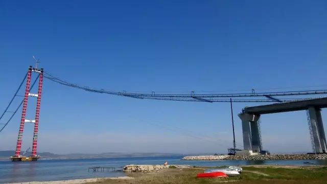 1915 Çanakkale Köprüsü'nde ana halat kablolarının montajı tamamlanmak üzere