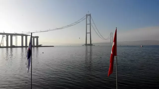 1915 Çanakkale Köprüsü'nde ana halat kablolarının montajı tamamlanmak üzere