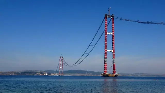 1915 Çanakkale Köprüsü'nde ana halat kablolarının montajı tamamlanmak üzere