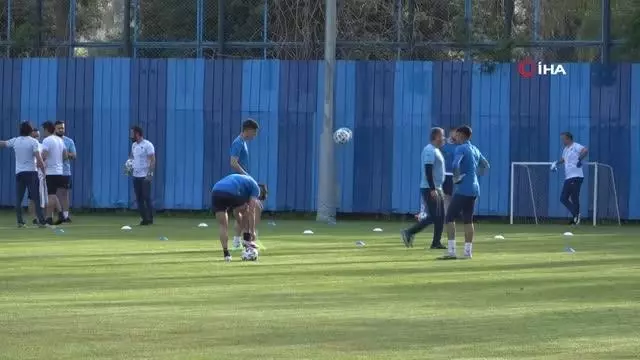 Adana Demirspor şampiyon olunca kentte tur atacak Adana Demirspor şampiyon olunca kentte tur atacak