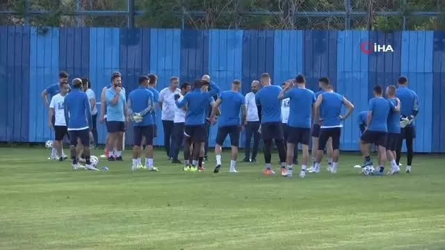 Adana Demirspor şampiyon olunca kentte tur atacak Adana Demirspor şampiyon olunca kentte tur atacak