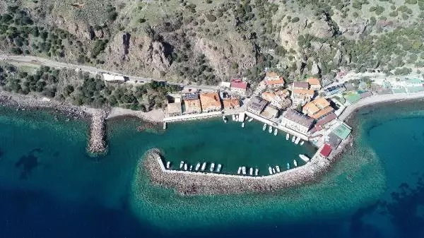 ÇANAKKALE 'AFET BÖLGESİ' ASSOS ANTİK LİMAN YOLUNDA, KAYA ISLAHI BAŞLADI