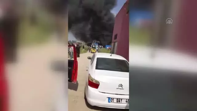 Atık toplama tesisinde çıkan yangın hasara neden oldu Atık toplama tesisinde çıkan yangın hasara neden oldu