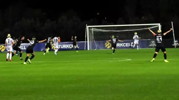 SPOR Beşiktaş Kadın Futbol Takımı yarı finalde SPOR Beşiktaş Kadın Futbol Takımı yarı finalde
