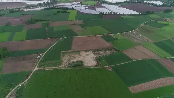 Bill Gates'in Trakya'dan arazi aldığı iddiası, fırsatçıları harekete geçirdi Bill Gates'in Trakya'dan arazi aldığı iddiası, fırsatçıları harekete geçirdi