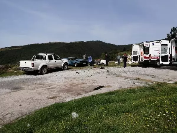 Son dakika gündem: ÇANAKKALE'DE OTOMOBİL TAKLA ATTI; SÜRÜCÜ ÖLDÜ, EŞİ AĞIR YARALI Son dakika gündem: ÇANAKKALE'DE OTOMOBİL TAKLA ATTI; SÜRÜCÜ ÖLDÜ, EŞİ AĞIR YARALI