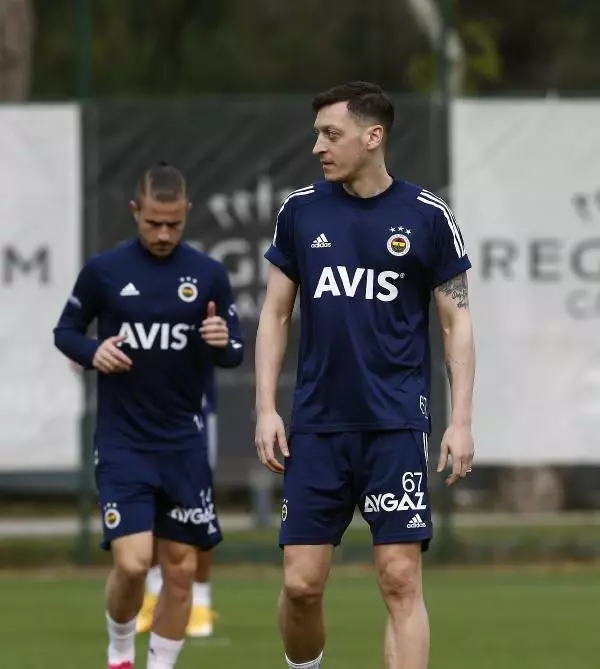 Fenerbahçe, Aytemiz Alanyaspor hazırlıklarını tamamladı Fenerbahçe, Aytemiz Alanyaspor hazırlıklarını tamamladı