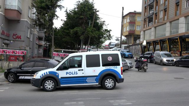 kamyonetiyle husumetlisinin onunu keserek kur 2 14097530 o