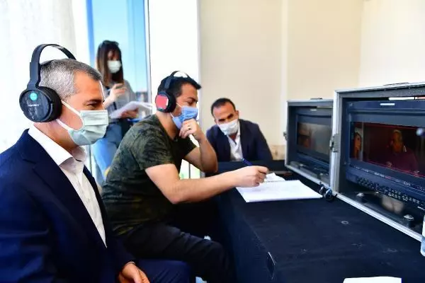 MALATYA'NIN YEŞİLYURT İLÇESİNE FİLM VE DİZİ SEKTÖRÜNÜN İLGİSİ SÜRÜYOR MALATYA'NIN YEŞİLYURT İLÇESİNE FİLM VE DİZİ SEKTÖRÜNÜN İLGİSİ SÜRÜYOR