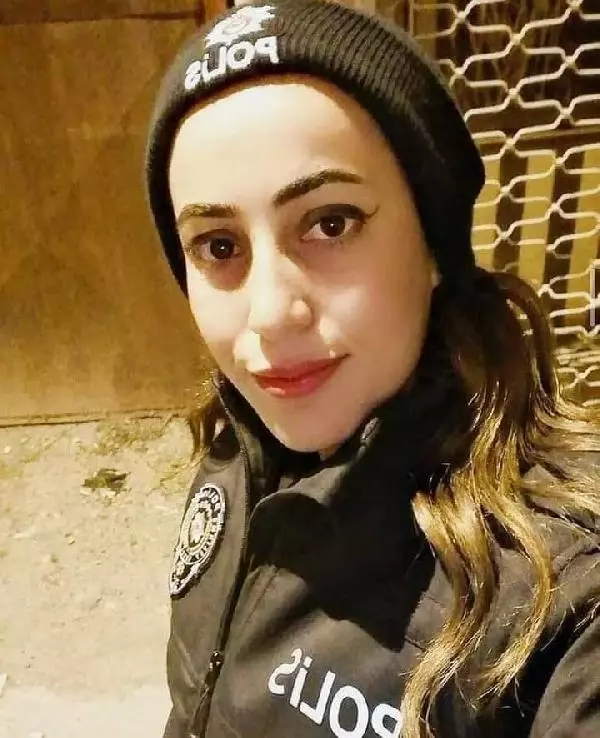 Son dakika haberleri: Polis memuru, Esra'yı meslektaşlarının gözü önünde vurmuş (2) - Yeniden Son dakika haberleri: Polis memuru, Esra'yı meslektaşlarının gözü önünde vurmuş (2) - Yeniden