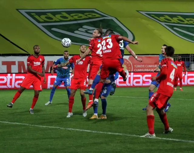 Süper Lig: Çaykur Rizespor: 2 - Beşiktaş: 3 (Maç sonucu) Süper Lig: Çaykur Rizespor: 2 - Beşiktaş: 3 (Maç sonucu)