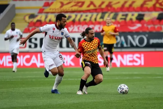 Süper Lig: Göztepe: 1 - Trabzonspor: 1 (Maç sonucu) Süper Lig: Göztepe: 1 - Trabzonspor: 1 (Maç sonucu)