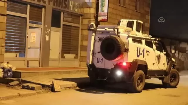 Son dakika: Tartıştığı meslektaşını silahla öldürdüğü iddia edilen polis gözaltına alındı Son dakika: Tartıştığı meslektaşını silahla öldürdüğü iddia edilen polis gözaltına alındı