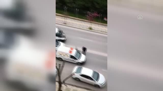 trafikte onunu kesen kisinin actigi atesle 14097608 o