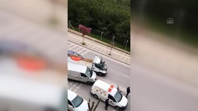 trafikte onunu kesen kisinin actigi atesle 2 14097608 o