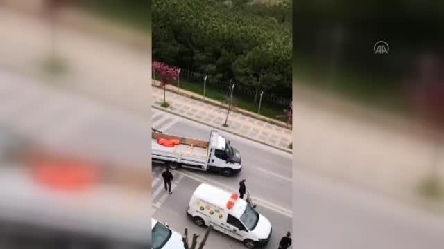 trafikte onunu kesen kisinin actigi atesle 4 14097608 o