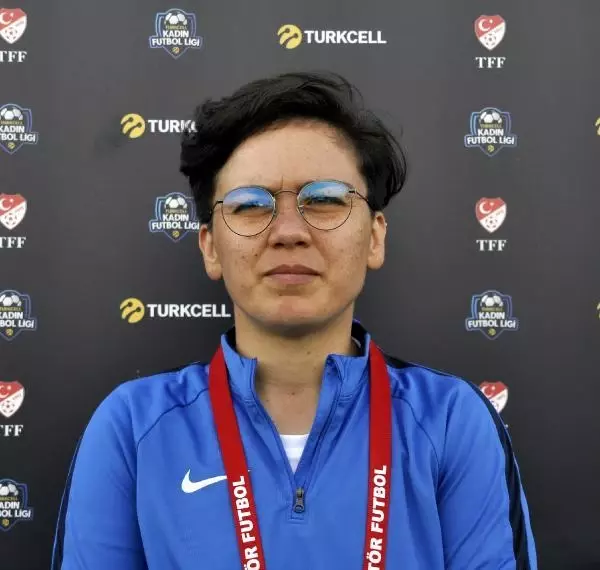 SPOR Turkcell Kadın Futbol Ligi'nde ilk yarı finalist ALG Spor SPOR Turkcell Kadın Futbol Ligi'nde ilk yarı finalist ALG Spor