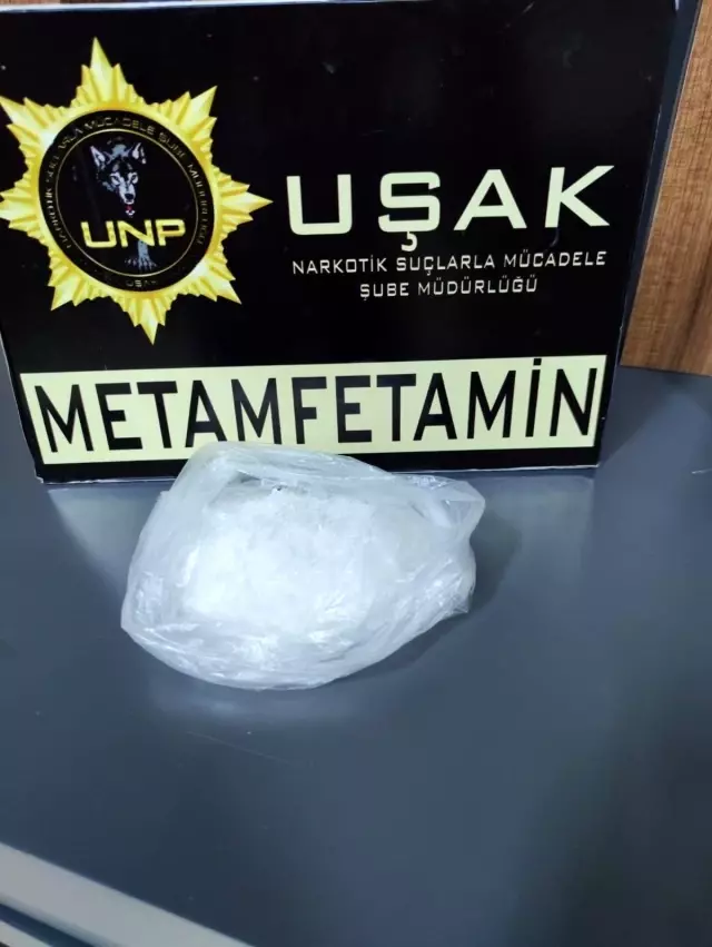 Otomobilde 850 gram eroin ve 100 gram metamfetamin ele geçirildi