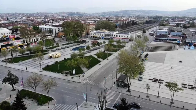 17 günlük kısıtlama başladı, Sakarya'da sessizlik hakim 17 günlük kısıtlama başladı, Sakarya'da sessizlik hakim