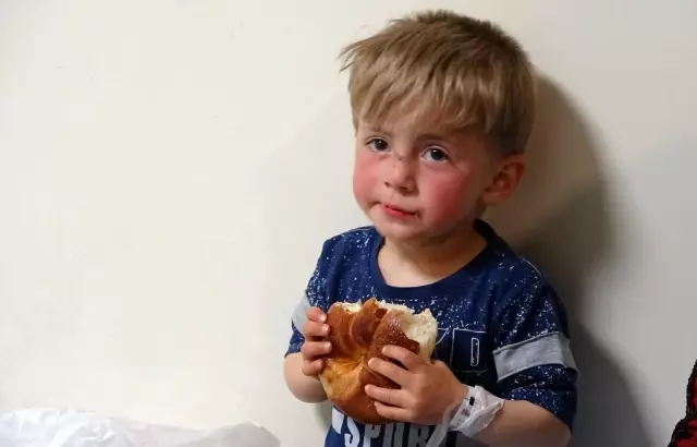 Son dakika haberi | 22 saat sonra bulunan çocuk hastanede müşahedeye alındı Son dakika haberi | 22 saat sonra bulunan çocuk hastanede müşahedeye alındı