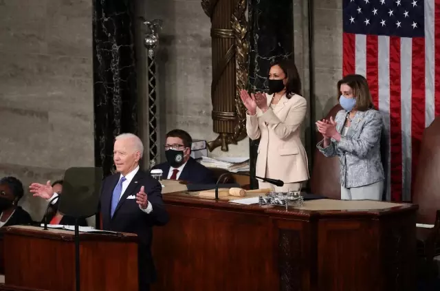 ABD Başkanı Biden ilk kez Kongre'ye hitap etti: 'Amerika yeniden yükseliyor' ABD Başkanı Biden ilk kez Kongre'ye hitap etti: 'Amerika yeniden yükseliyor'