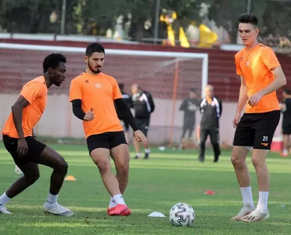 Adanaspor'da Bandırmaspor maçı hazırlıkları sürüyor Adanaspor'da Bandırmaspor maçı hazırlıkları sürüyor