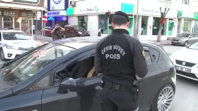 Afyonkarahisar'da 17 günlük 'tam kapanma' başladı Afyonkarahisar'da 17 günlük 'tam kapanma' başladı