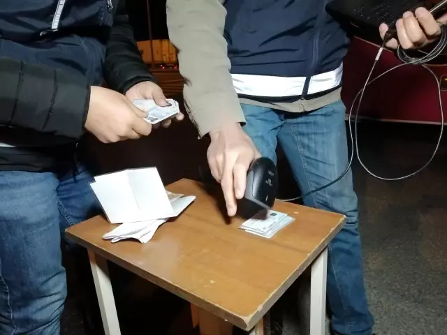 Aksaray'da tam kapanmalı kısıtlamada karayollarında seyahat denetimi Aksaray'da tam kapanmalı kısıtlamada karayollarında seyahat denetimi