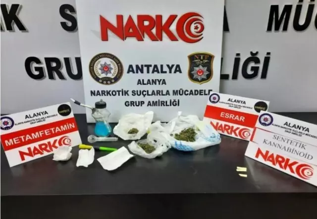 Alanya'da uyuşturucu operasyonu Alanya'da uyuşturucu operasyonu