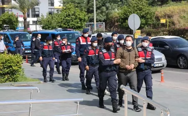 ALANYA'DA YASA DIŞI BAHİS OPERASYONUNA 4 TUTUKLAMA ALANYA'DA YASA DIŞI BAHİS OPERASYONUNA 4 TUTUKLAMA