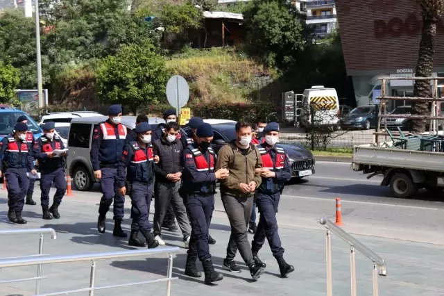 Alanya'da yasa dışı bahis operasyonuna 4 tutuklama, 1 ev hapsi Alanya'da yasa dışı bahis operasyonuna 4 tutuklama, 1 ev hapsi