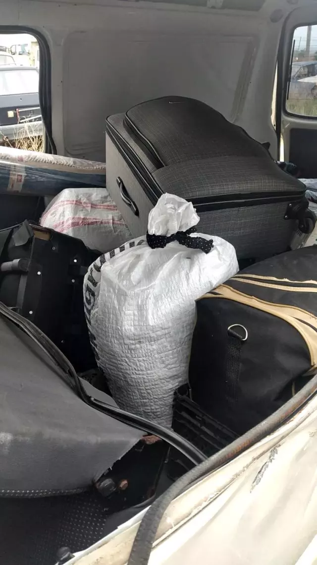 Amasya'da panelvan minibüs ile otomobil çarpıştı: 6 yaralı Amasya'da panelvan minibüs ile otomobil çarpıştı: 6 yaralı