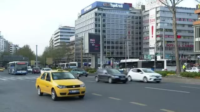 Doğu Anadolu Bölgesi'ndeki 7 il tam kapanma süreciyle sessizliğe büründü Doğu Anadolu Bölgesi'ndeki 7 il tam kapanma süreciyle sessizliğe büründü