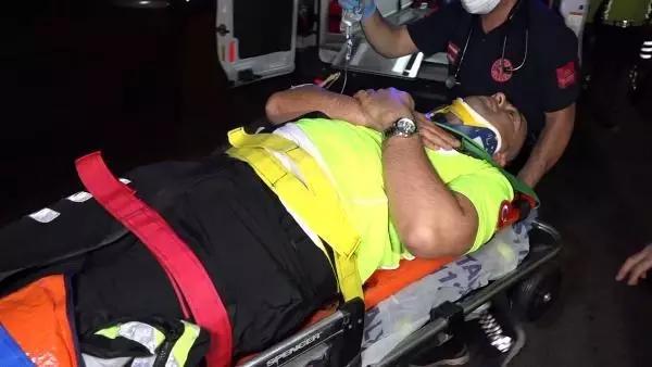 Antalya'da trafik polisleri çarpıştı: 1 polis yaralı Antalya'da trafik polisleri çarpıştı: 1 polis yaralı