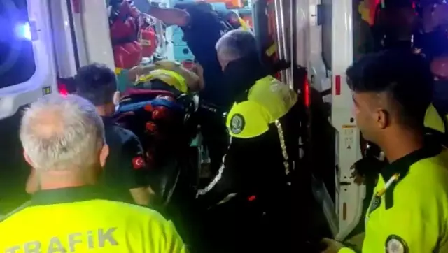 Son dakika haber... Antalya'da trafik polisleri kaza yapı: 1 polis yaralı Son dakika haber... Antalya'da trafik polisleri kaza yapı: 1 polis yaralı