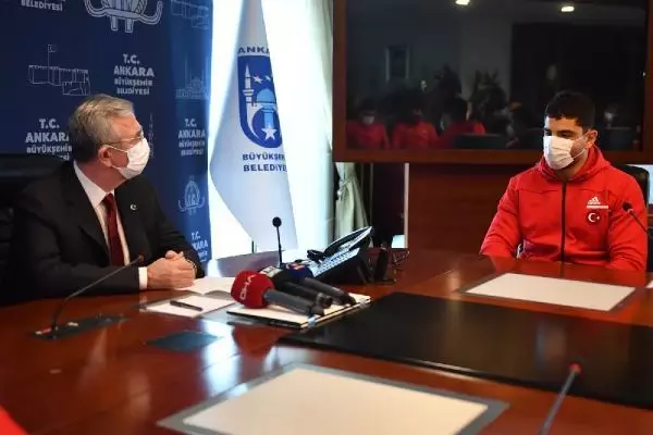 SPOR ASKİ Sporlu milli sporcular Mansur Yavaş'ı ziyaret etti SPOR ASKİ Sporlu milli sporcular Mansur Yavaş'ı ziyaret etti