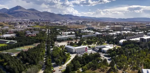 Atatürk Üniversitesi dünya sıralamasında dört başlıkta ilk 500 üniversite arasında Atatürk Üniversitesi dünya sıralamasında dört başlıkta ilk 500 üniversite arasında