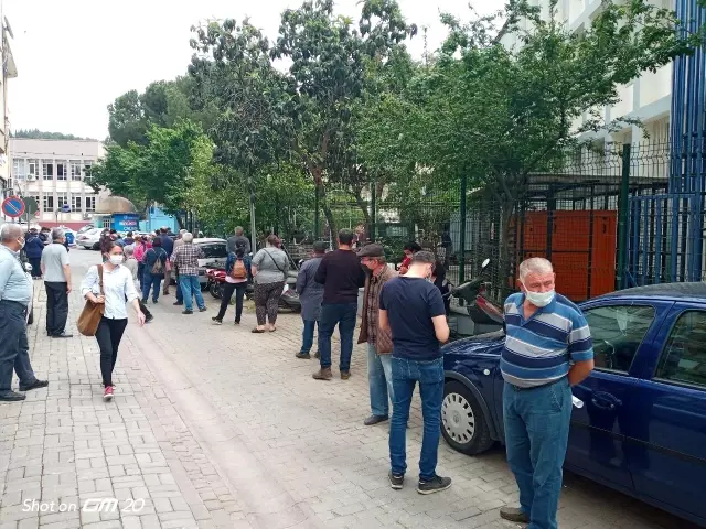 Aydın'da muafiyet kuyruğu Aydın'da muafiyet kuyruğu