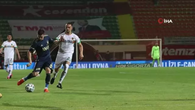 Aytemiz Alanyaspor - Fenerbahçe maçından kareler -2- Aytemiz Alanyaspor - Fenerbahçe maçından kareler -2-
