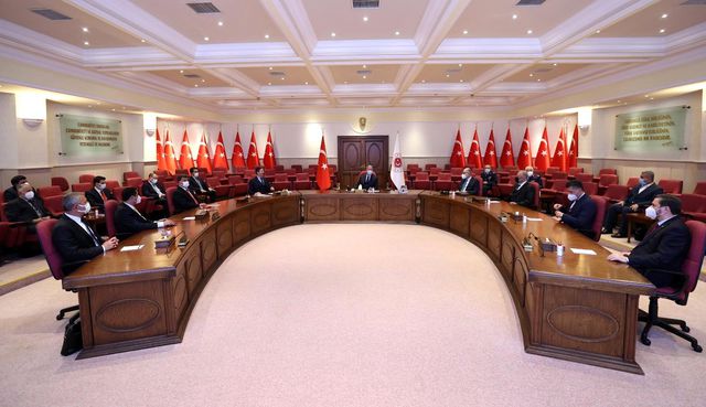 bakan akar avrupa daki turk dernek ve stk 4 14098475 o