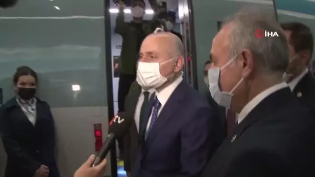 Bakan Karaismailoğlu: 'Ülkemizi demir ağlarla öreceğiz' Bakan Karaismailoğlu: 'Ülkemizi demir ağlarla öreceğiz'